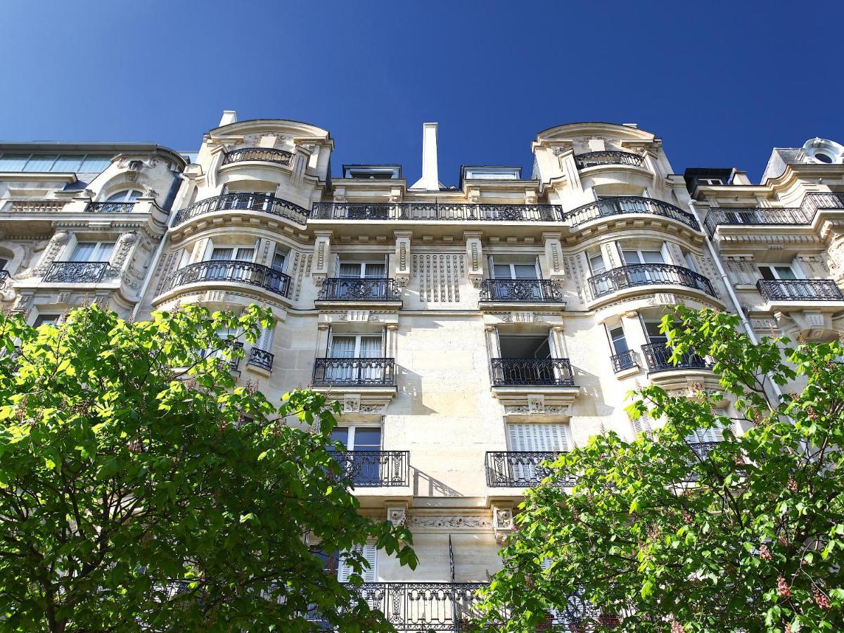 Outstanding 2 bedrooms with a terrific Eiffel Tower view Paris Exterior foto